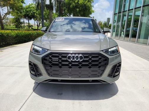 2025 Audi Q5 S line Premium