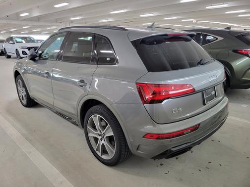 2025 Audi Q5 S line Premium