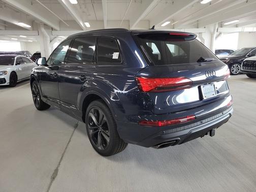 2025 Audi Q7 Premium Plus