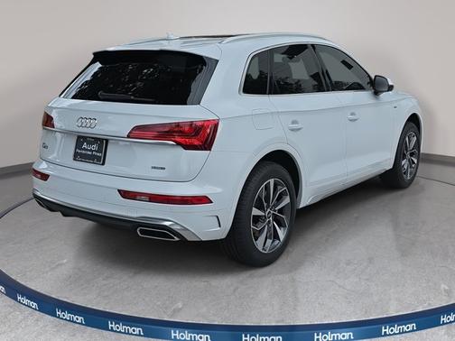 2023 Audi Q5 S line Premium