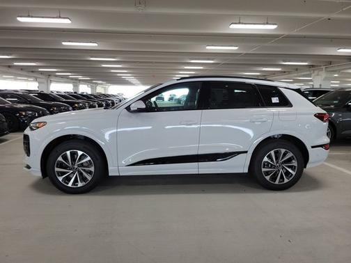 2025 Audi Q6 e-tron Premium