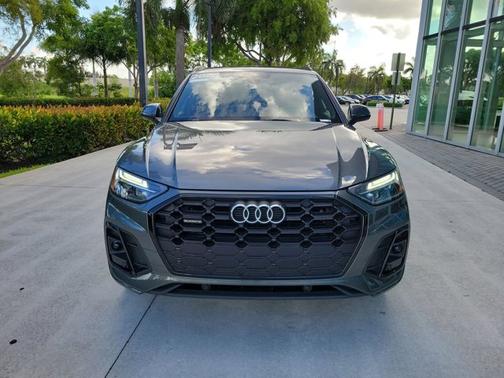 2025 Audi Q5 S line Premium