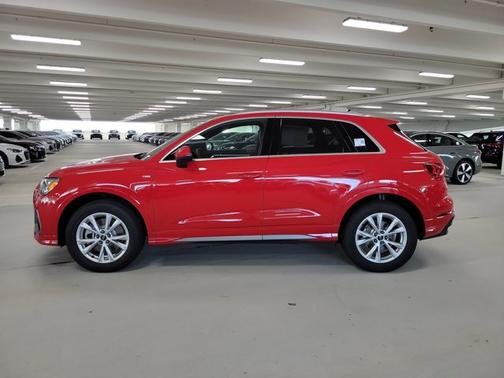 2025 Audi Q3 S line Premium