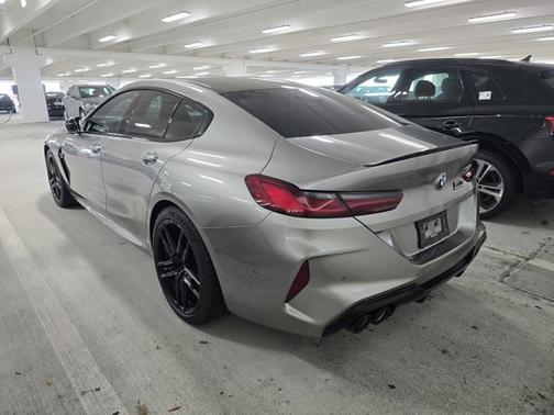 2022 BMW M8 Competition