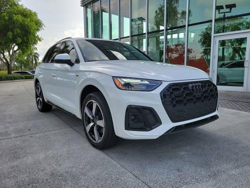 2023 Audi Q5 S line Premium Plus