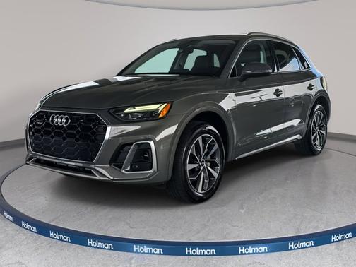 2023 Audi Q5 S line Premium