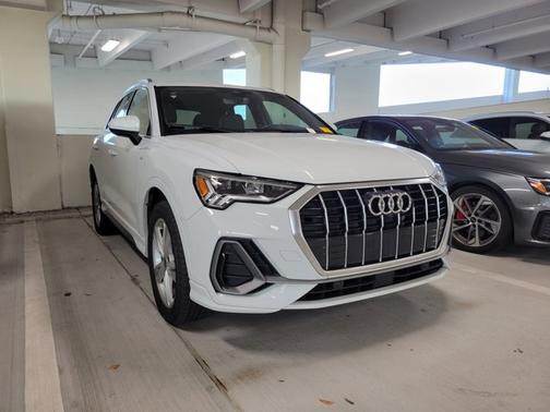 2022 Audi Q3 S line Premium Plus