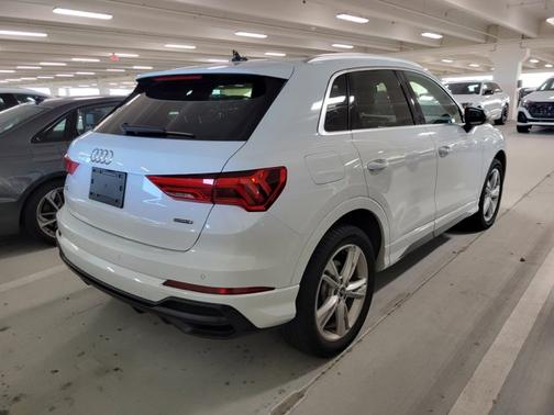 2022 Audi Q3 S line Premium Plus