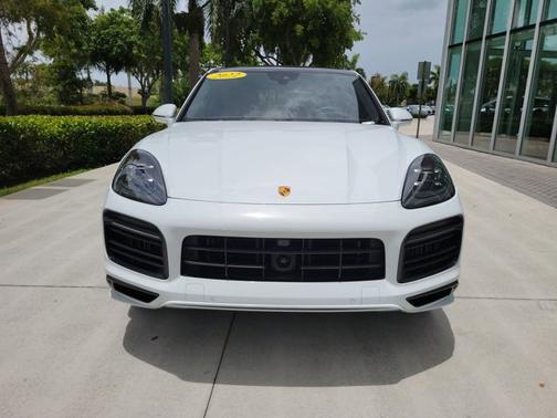 2022 Porsche Cayenne GTS