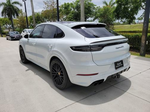2022 Porsche Cayenne GTS