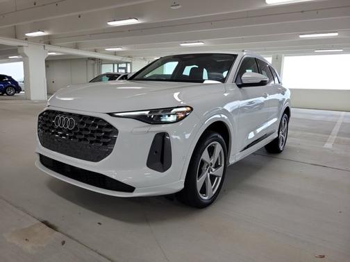 2025 Audi Q5 Premium Plus