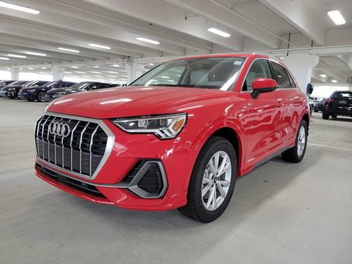 2025 Audi Q3 S line Premium Plus