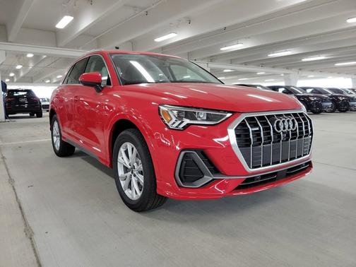 2025 Audi Q3 S line Premium Plus