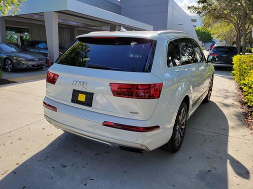 2018 Audi Q7 2.0T Premium Plus