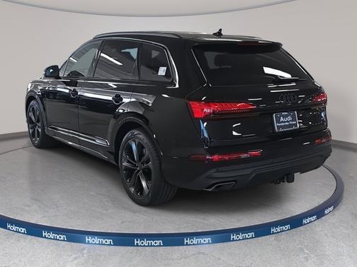 2026 Audi Q7 Premium Plus