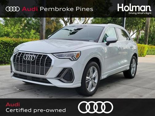 2022 Audi Q3 S line Premium Plus