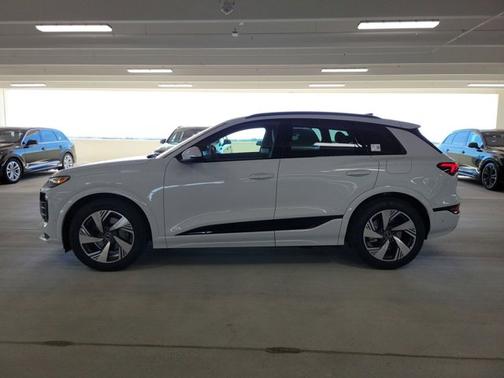 2025 Audi Q6 e-tron Prestige