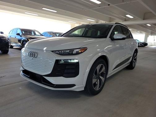 2025 Audi Q6 e-tron Prestige