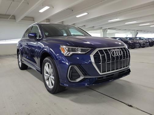 2025 Audi Q3 S line Premium