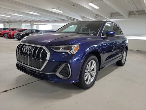 2025 Audi Q3 S line Premium