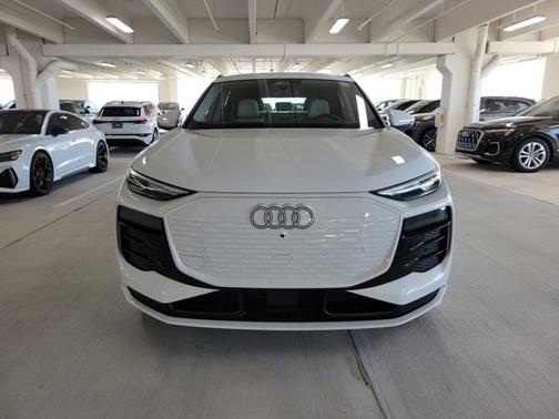2025 Audi Q6 e-tron Premium