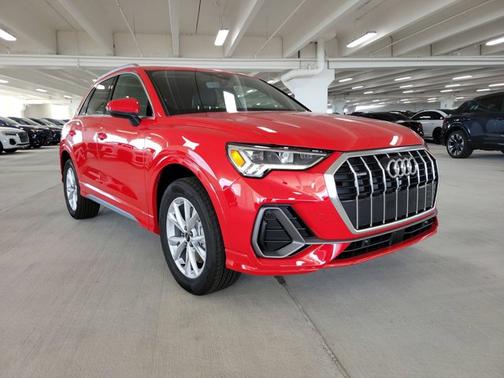 2025 Audi Q3 S line Premium