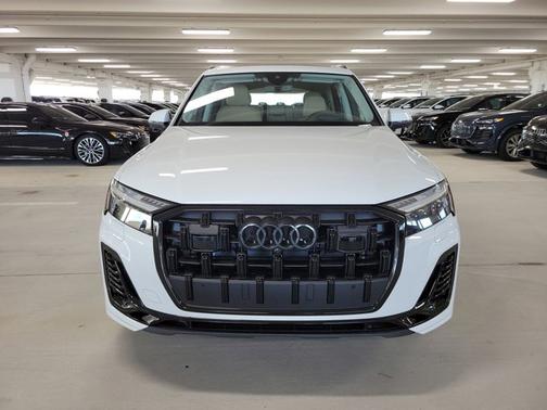 2025 Audi Q7 Prestige