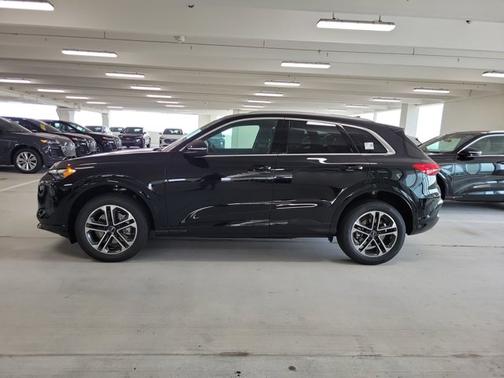 2025 Audi Q5 Premium
