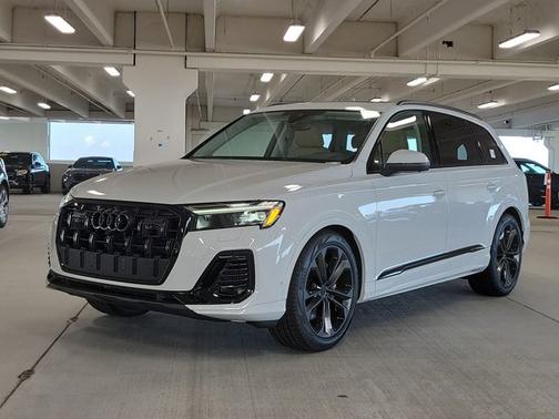 2026 Audi Q7 Premium Plus