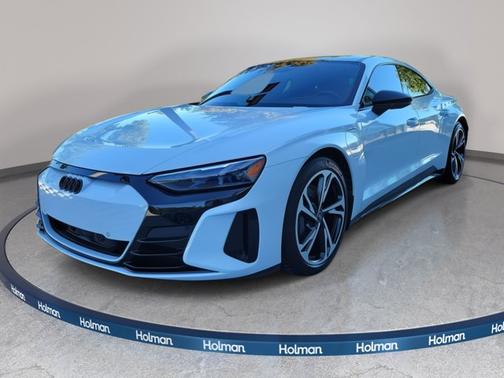 2023 Audi e-tron GT Premium Plus