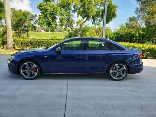2024 Audi A4 S line Premium Plus
