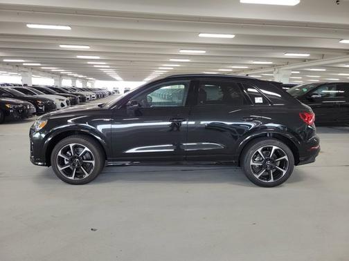 2025 Audi Q3 S line Premium Plus