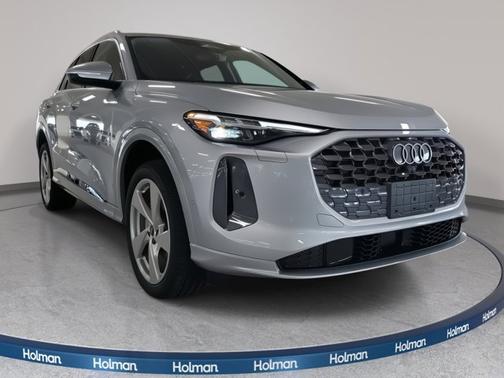 2025 Audi Q5 Premium Plus