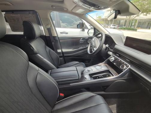 2022 Genesis GV80 Advanced +