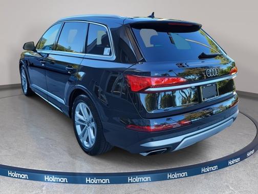 2025 Audi Q7 Premium Plus