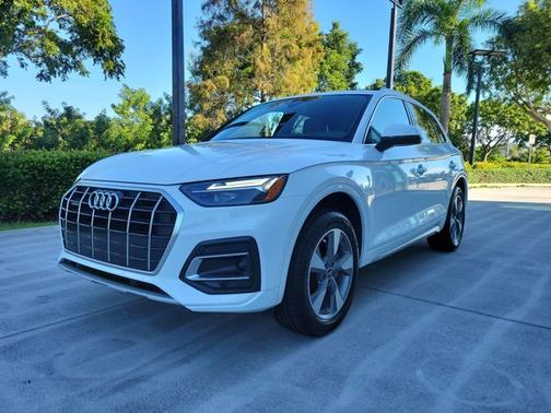 2023 Audi Q5 Premium
