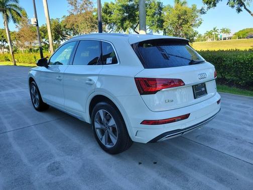 2023 Audi Q5 Premium