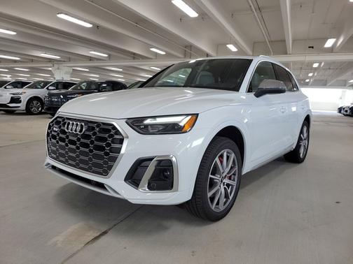 2025 Audi SQ5 Premium Plus
