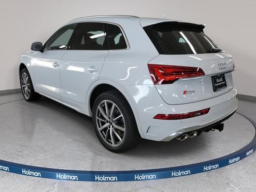 2025 Audi SQ5 Premium Plus