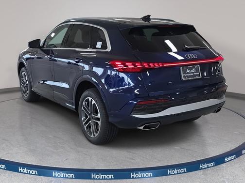2025 Audi Q5 Premium