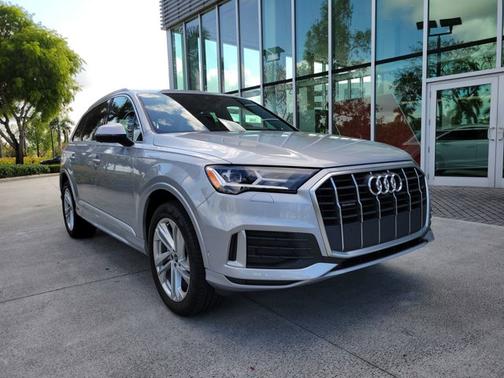 2021 Audi Q7 Premium Plus