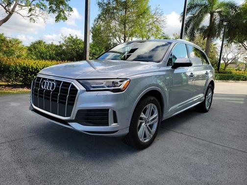 2021 Audi Q7 Premium Plus