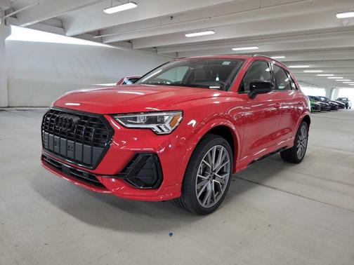 2025 Audi Q3 S line Premium Plus