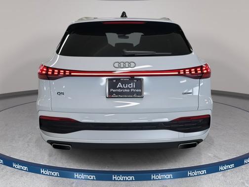 2025 Audi Q5 Premium Plus