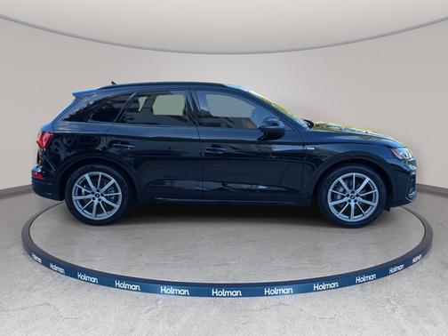 2023 Audi Q5 S line Premium Plus