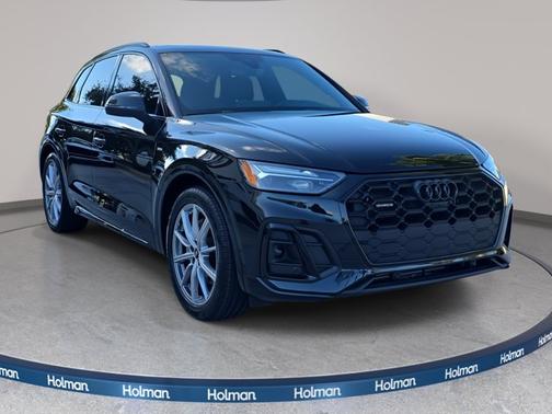 2023 Audi Q5 S line Premium Plus
