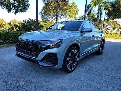 2024 Audi Q8 Premium