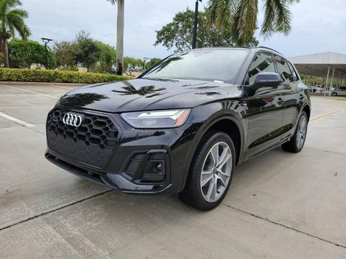2025 Audi Q5 S line Premium