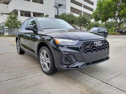 2025 Audi Q5 S line Premium