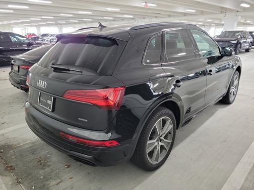 2025 Audi Q5 S line Premium